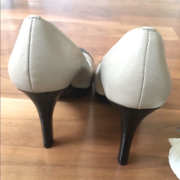 Tahari Cream beige real leather shoes black patent capped toe platform US 10 - Picture 7 of 13